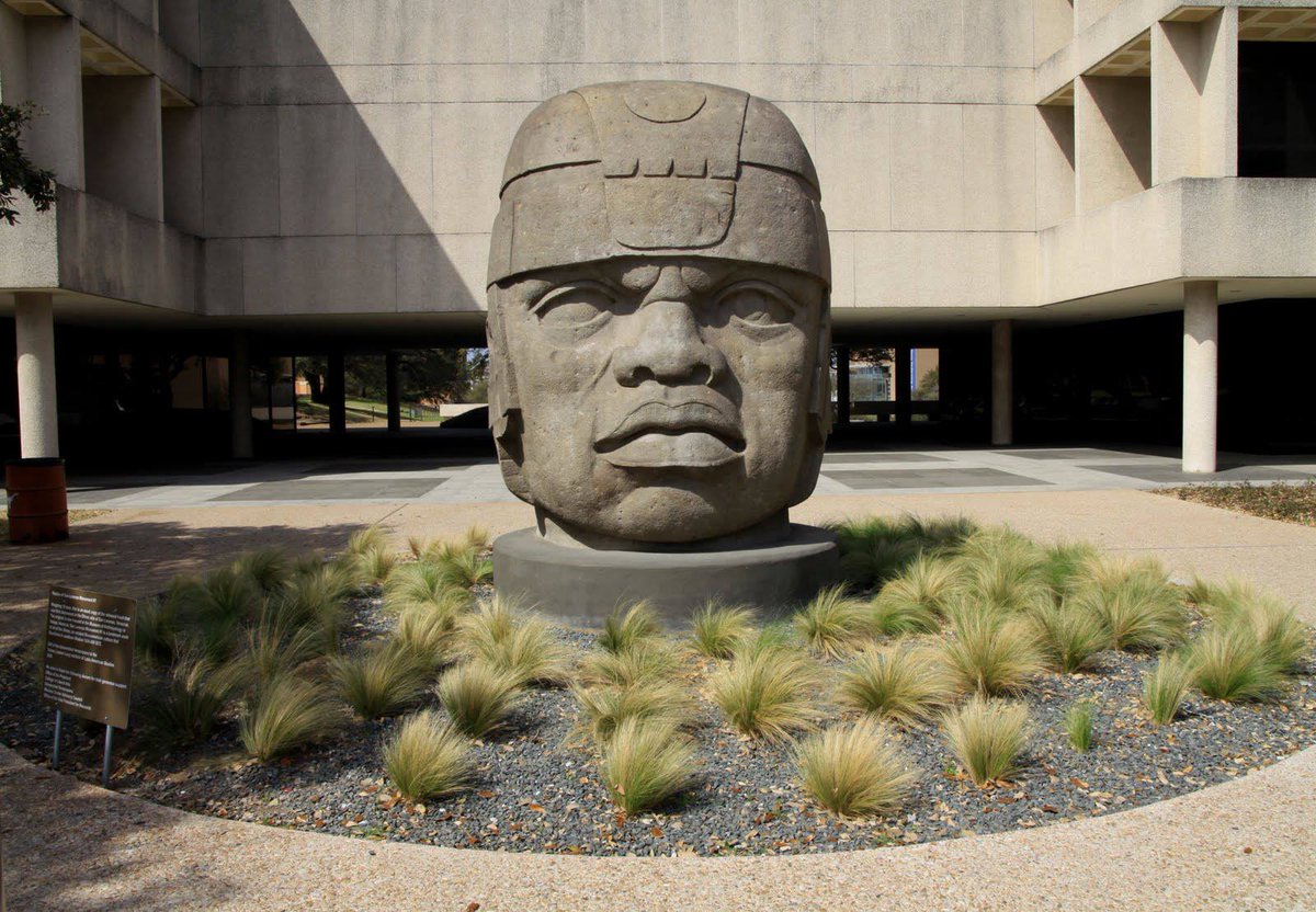 llilasbenson's tweet photo. Please share with colleagues from MSI and Community Colleges:

@llilasbenson offers travel fellowships for faculty from community colleges &amp; Minority Serving Institutions (MSIs)  to conduct research at the Nettie Lee Benson Latin American Collection
https://t.co/hrHLxUUipR https://t.co/ujwAjKJZBs