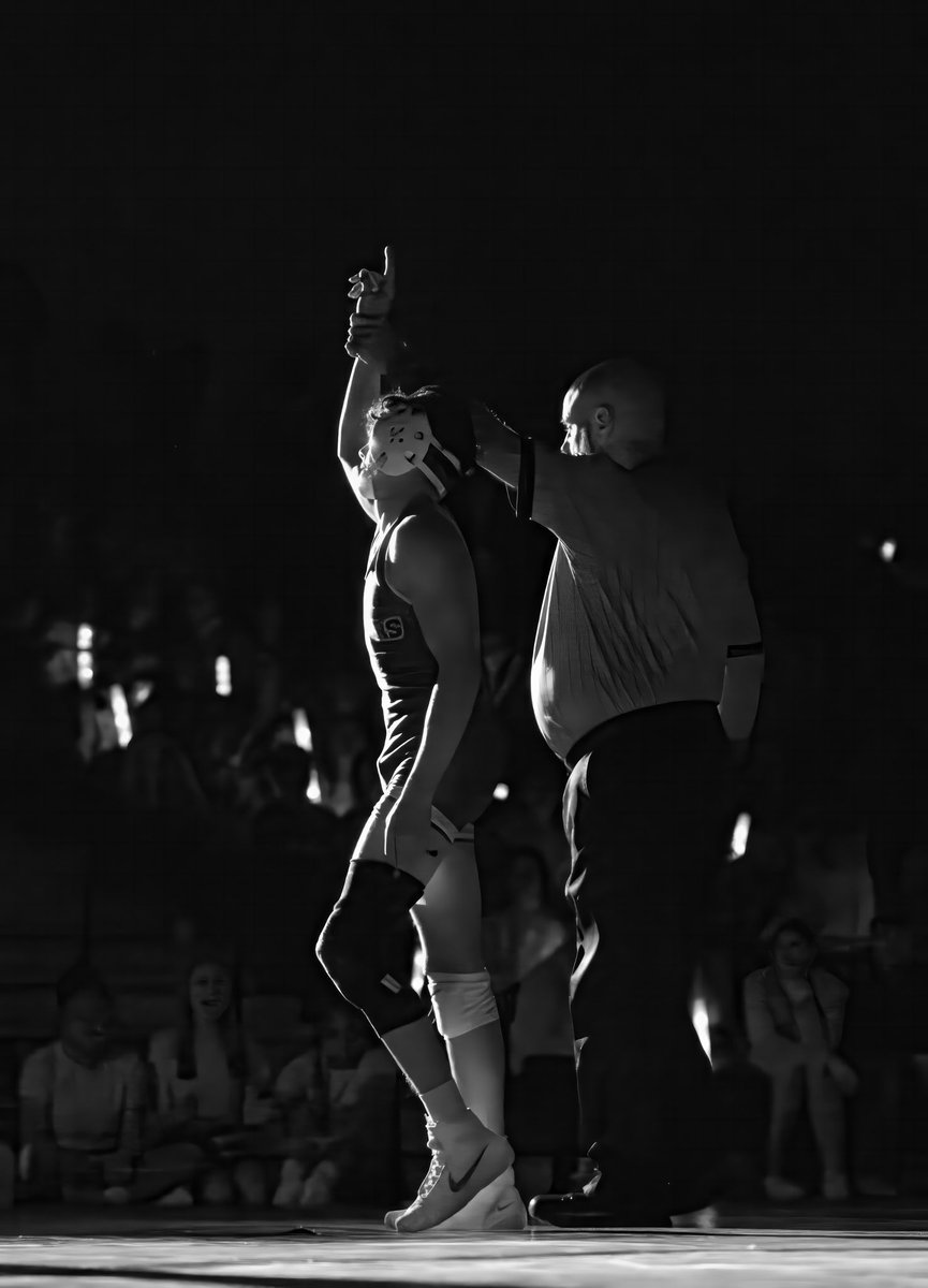 jtak88's tweet photo. Still a huge fan of Duals during school. Its gets wrestling in front of fans who don’t realize they’re fans yet. Thanks @AOReillyHTR for having me! https://t.co/y1AgWkWnZl