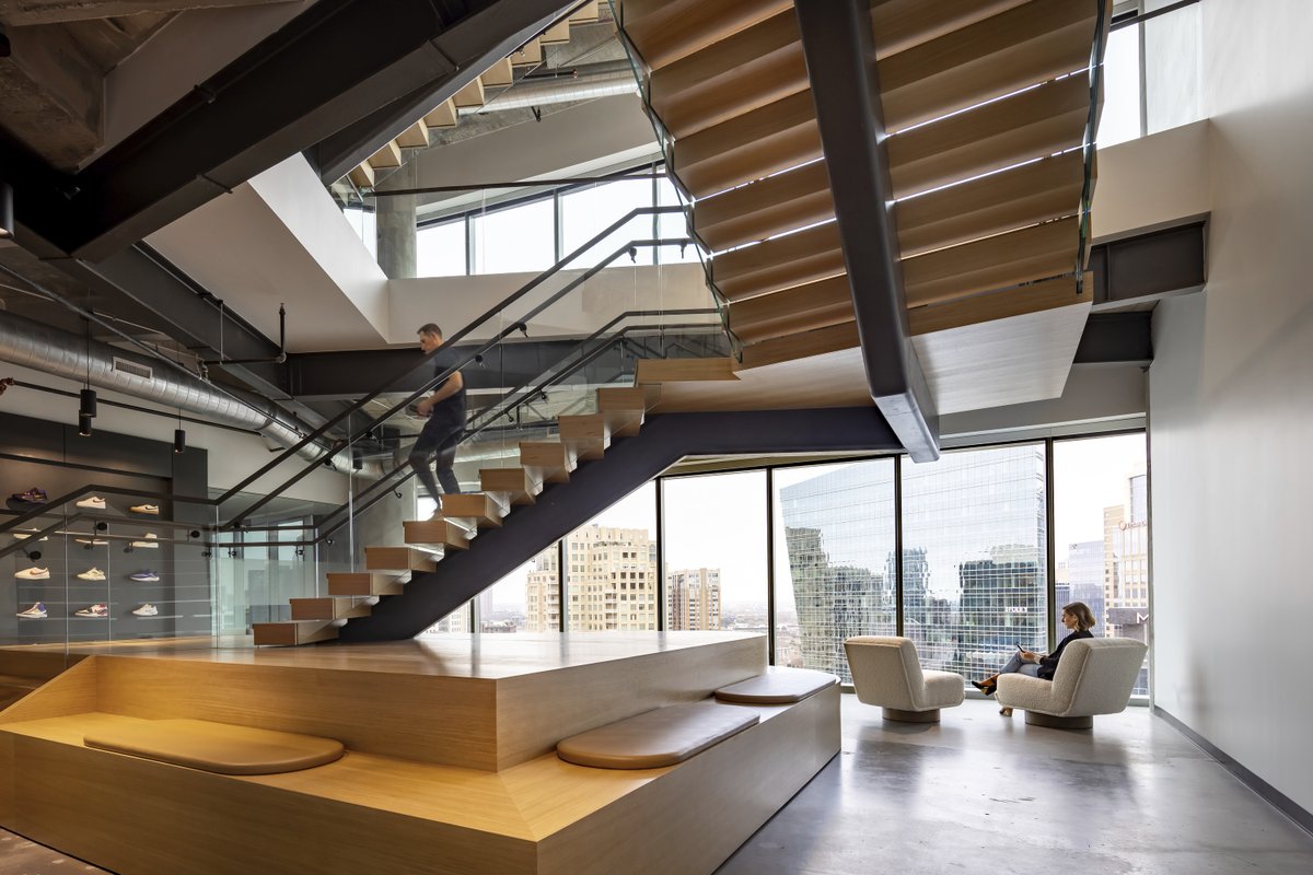 CorganInc's tweet photo. Introducing the reimagined workspace for @pmgworldwide — a hub for creativity &amp; collaboration. From the dynamic Momentum Café to cutting-edge tech integration, @CorganInc's #design reflects PMG's commitment to growth &amp; innovation. 

Learn more: https://t.co/JbU2rAIhEp

#corgan https://t.co/ATd7lIwpbj