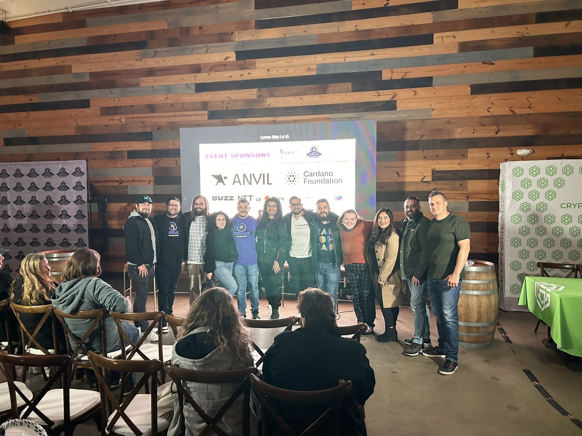 Graffzity | Pets R' Us tweet media