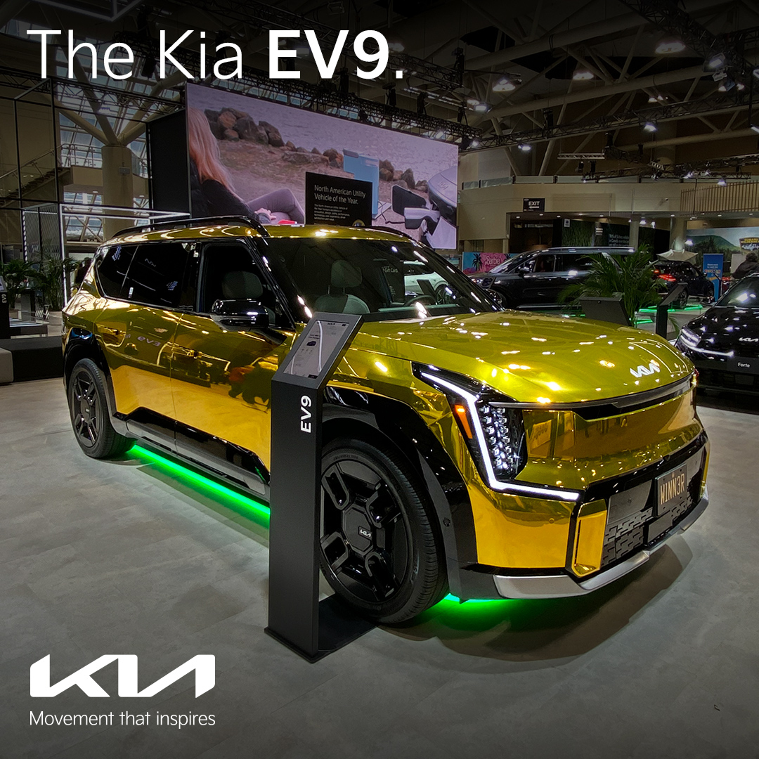KiaCanada's tweet photo. Join us at the Canadian International AutoShow from Feb 16 - 25 and witness the Kia EV9 - winner of the North American Utility Vehicle of the Year - in all its glory! #NACTOY #TorontoAutoShow #AwardWinner #CIAS https://t.co/FNvB5yMukZ