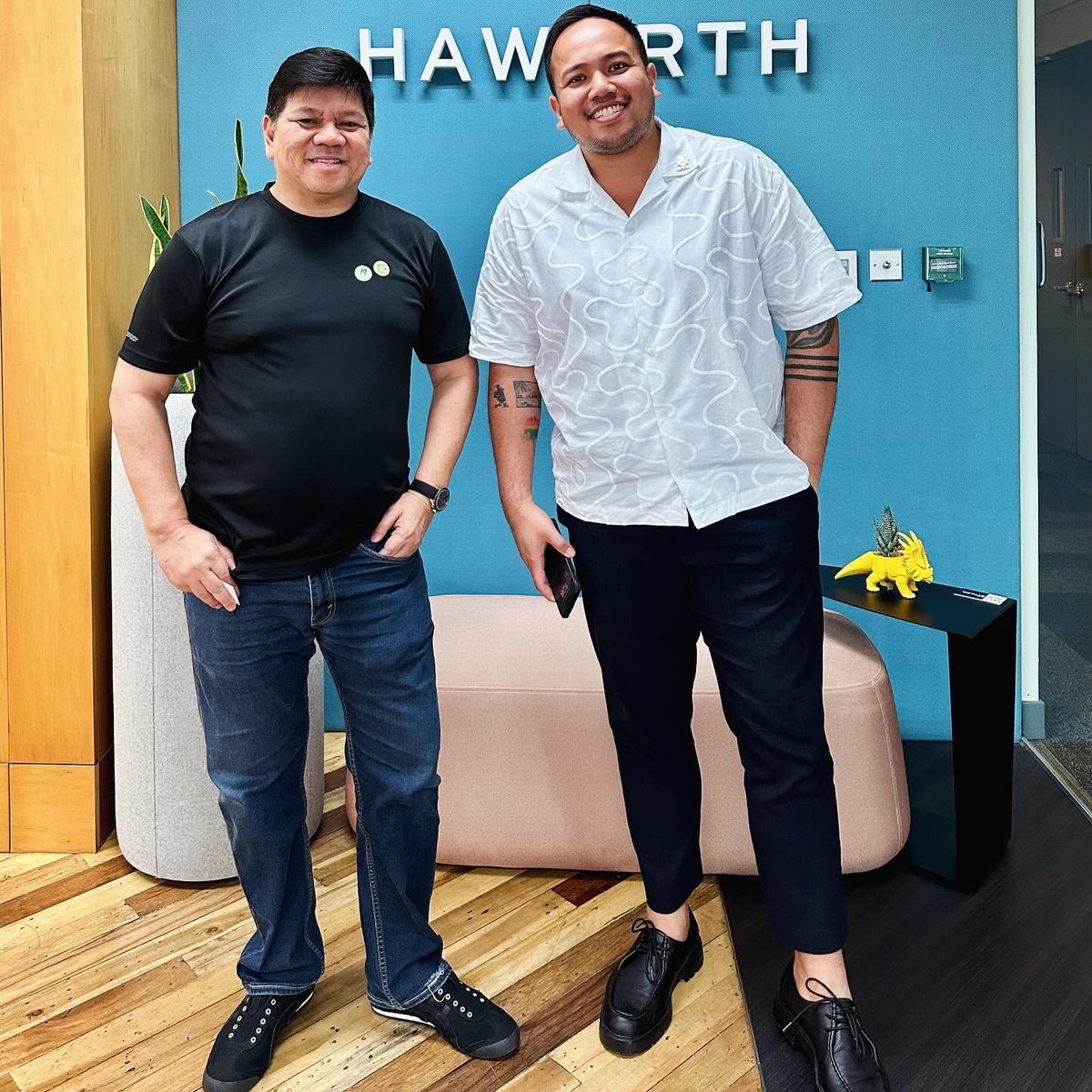 exsto_ph's tweet photo. Great start to the Year of the Dragon!🐲

Collaboration between  EXSTO &amp; Haworth Philippines for our latest project in Manila. https://t.co/lQ86VZUtXX