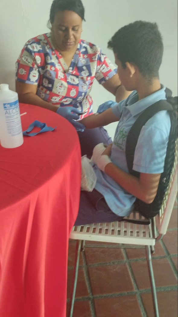 chacon_orop's tweet photo. EL FRENTE ALBERTO MULLER ROJAS EN ALIANZA  ESTRATÉGICA CON LA MISIÓN MÉDICA CUBANA REALIZA HOY 16022024 SE EFECTUA LA SEGUNDA JORNADA DE SALUD INTEGRAL EN ATENCIÓN A LOS FUNCIONARIOS POLICIALES, FAMILIARES Y POBLACIÓN MÁS VULNERABLE EN LA EEP EL VALLE. https://t.co/eATyE5bnaA