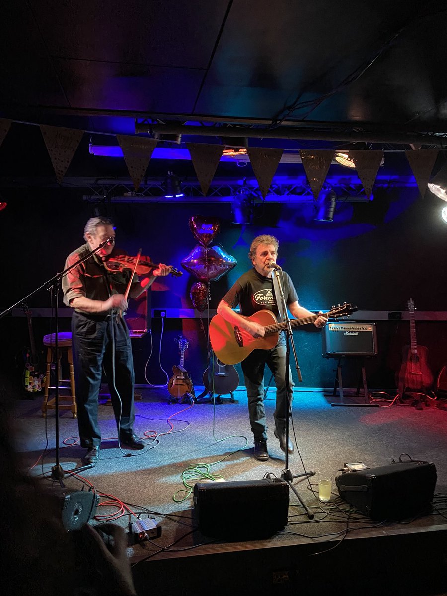 Cannesman1's tweet photo. Great gig at Katie Fitzgerald. Phil Odgers and Bobby Valentino. Cracker. https://t.co/0ToECdwVRK