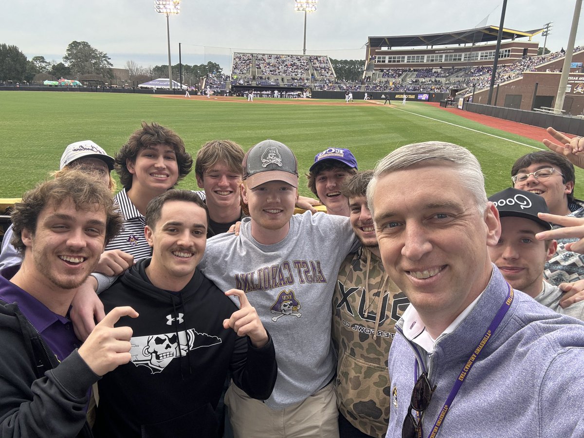 Always a fun time starting the @ECUBaseball season with the family and the best fan base in the nation! 🏴‍☠️