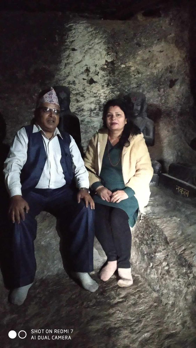 ११३१५ दिन भएछ पहिलो साइनो जोडेर संससंगै यात्रामा  निस्केको   अझै लामो यत्रा गर्ने रहर  छ  ।  २०४९ फागुन ५को संझनामा सुभकामना बुढी ।