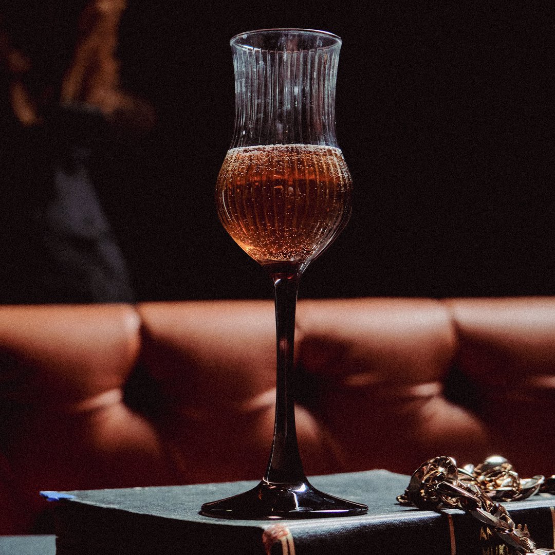 GraceEraDesign's tweet image. The perfect choice for whiskey tasting, Rituals Tasting Glass! 🥃✨
#graceera #glassdesign #handcrafted #february #art #mix #chic #rituals #whiskey