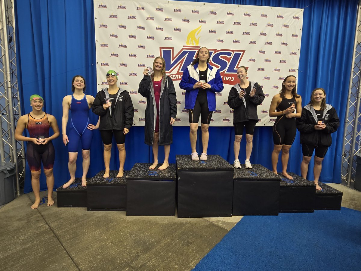 That would be 4 Jamestown girls on the podium in the 50 Free! Campbell, Emma, Addy and Louisa!