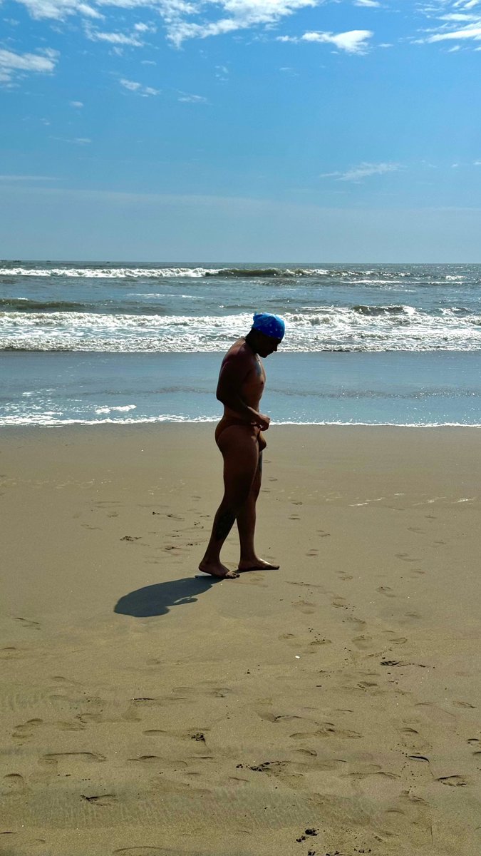 pieroleon2801's tweet photo. Último día de vacaciones 🌊💆🏽‍♂️ https://t.co/17sbrsKBo6