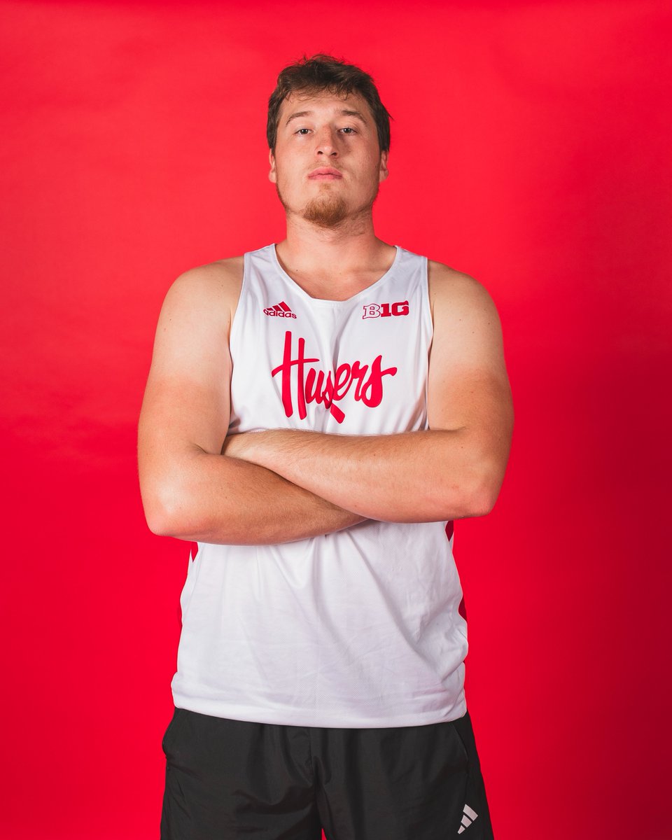 Tyler Brown won the shot put with a throw of 52-7 1/4 (16.03m)!!
