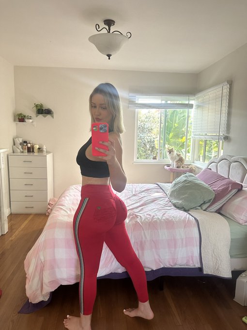 An ass worth worshipping https://t.co/sxD85LeXpF<a href="/tag/goddess"class="tags"><span>#goddess</span></a><a href="/tag/worship"class="tags"><span>#worship</span></a><a href="/tag/paypig"class="tags"><span>#paypig</span></a><a href="/tag/paypiggieswanted"class="tags"><span>#paypiggieswanted</span></a>