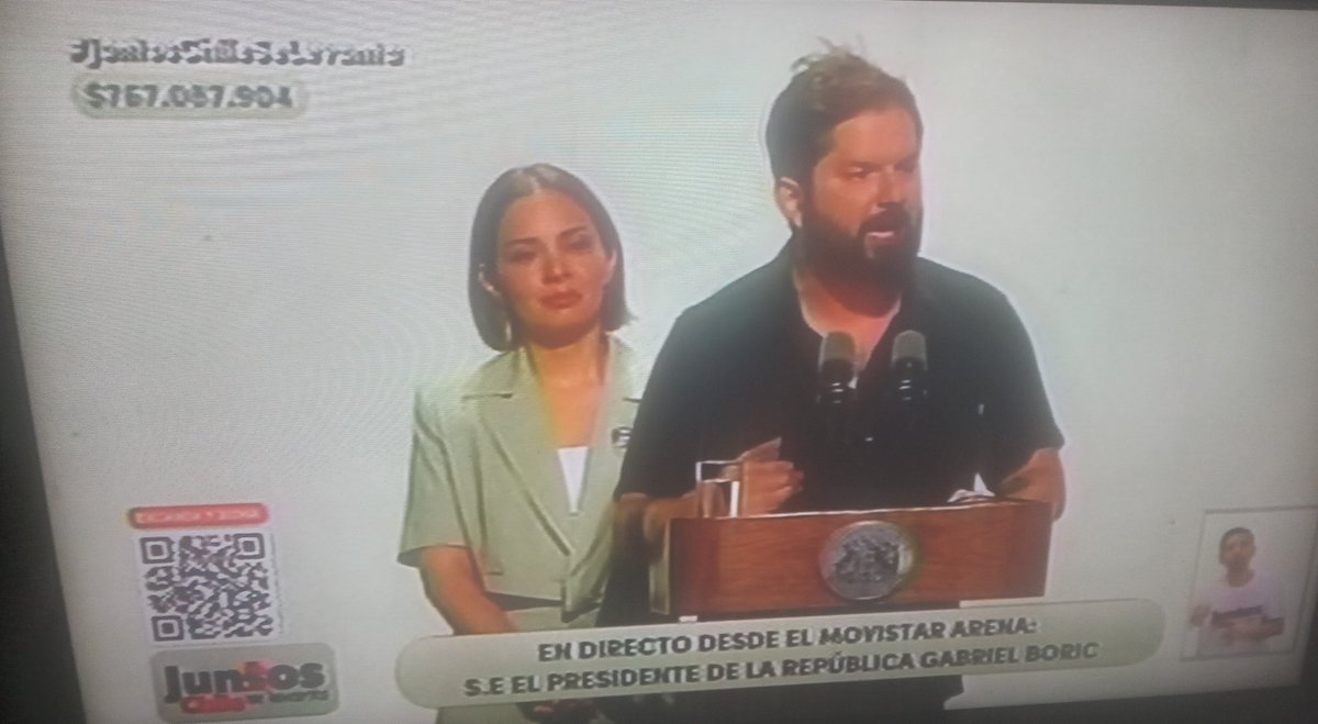 RicardoCappele7's tweet photo. #JuntosChileSeLevanta por "arte de magia"#BoricDeVacaciones pretende transformarlo en un acto político,de apoyo al GOBIERNO.DEPLORABLE!
No se hace política con el dolor de los chilenos y menos  se invocan la cultura y las artes! #IncendioEnChile
@AnatelCL #ViñaDelMar @CNTV @T13 https://t.co/c26idOuBnh