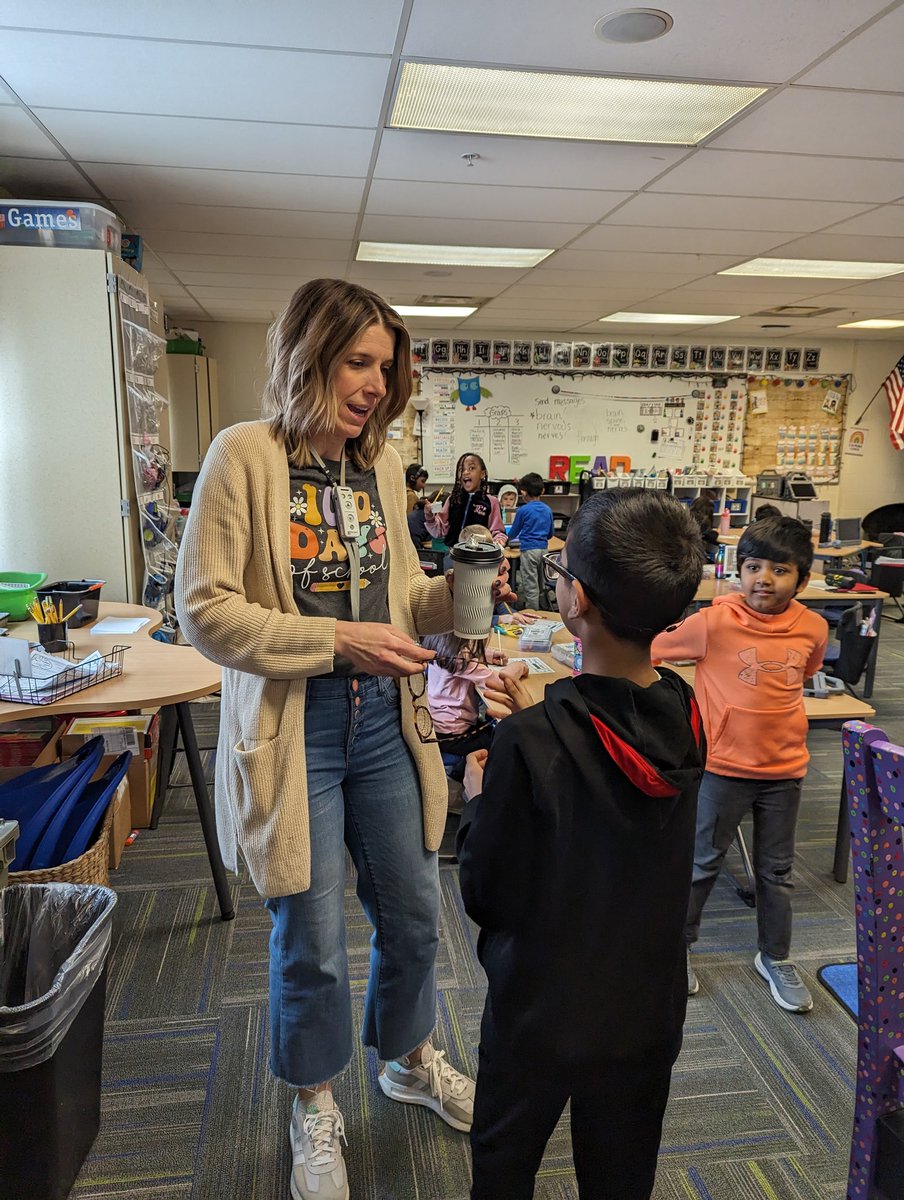 Mrs. Kidon tweet media