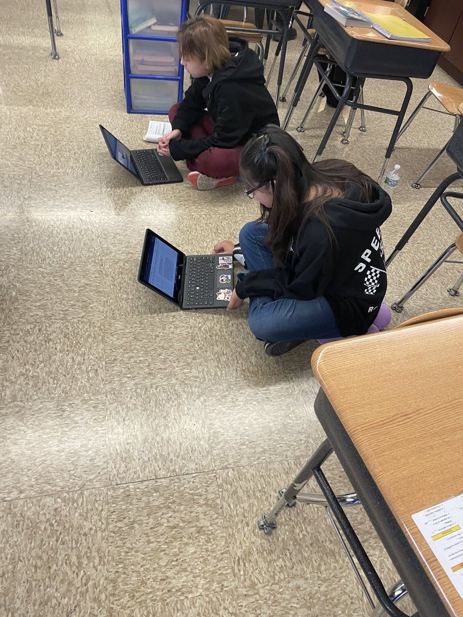 Wood5K's tweet photo. Writing partners hard at work @WoodlandD86 giving peer feedback on each others’ character snapshots for Module 2 @WitWisdomELA 

#woodlandbrave #beyondpotential https://t.co/QMGAtJJWXq