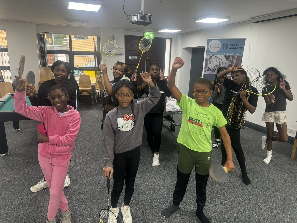 springaid's tweet photo. Keep Fit, Keep Healthy, Practice Sports! 

Today at the Hamara Healthy Living Centre in Beeston, Leeds where young people stayed active, practicing sports during the Midterm holiday, to help improve on their mental health and wellbeing. @Sport_England https://t.co/VwGuANA1nX