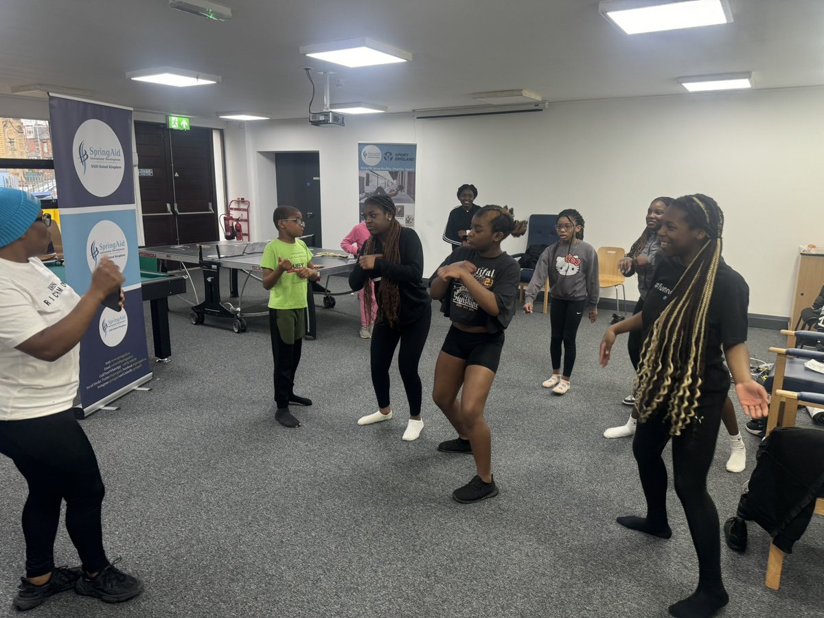 springaid's tweet photo. Keep Fit, Keep Healthy, Practice Sports! 

Today at the Hamara Healthy Living Centre in Beeston, Leeds where young people stayed active, practicing sports during the Midterm holiday, to help improve on their mental health and wellbeing. @Sport_England https://t.co/VwGuANA1nX