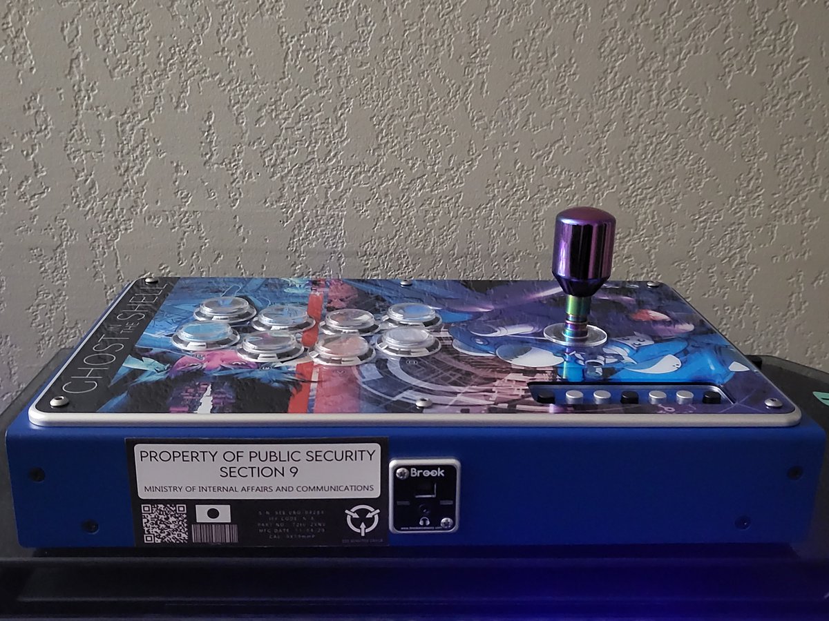 Prof_Ghostanus's tweet image. Happy #FightStickFriday
Just got my printed plexi from @JasensCustoms installed. My #PanzerFightStick 4 build is complete. 

Should I name it? I dunno, maybe I'll come up with a cool name for it or something.