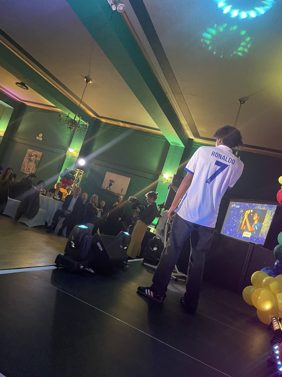 Zebra Carol Ann 🌟#HistoryBuff 📚QueenMaker 👑 tweet media