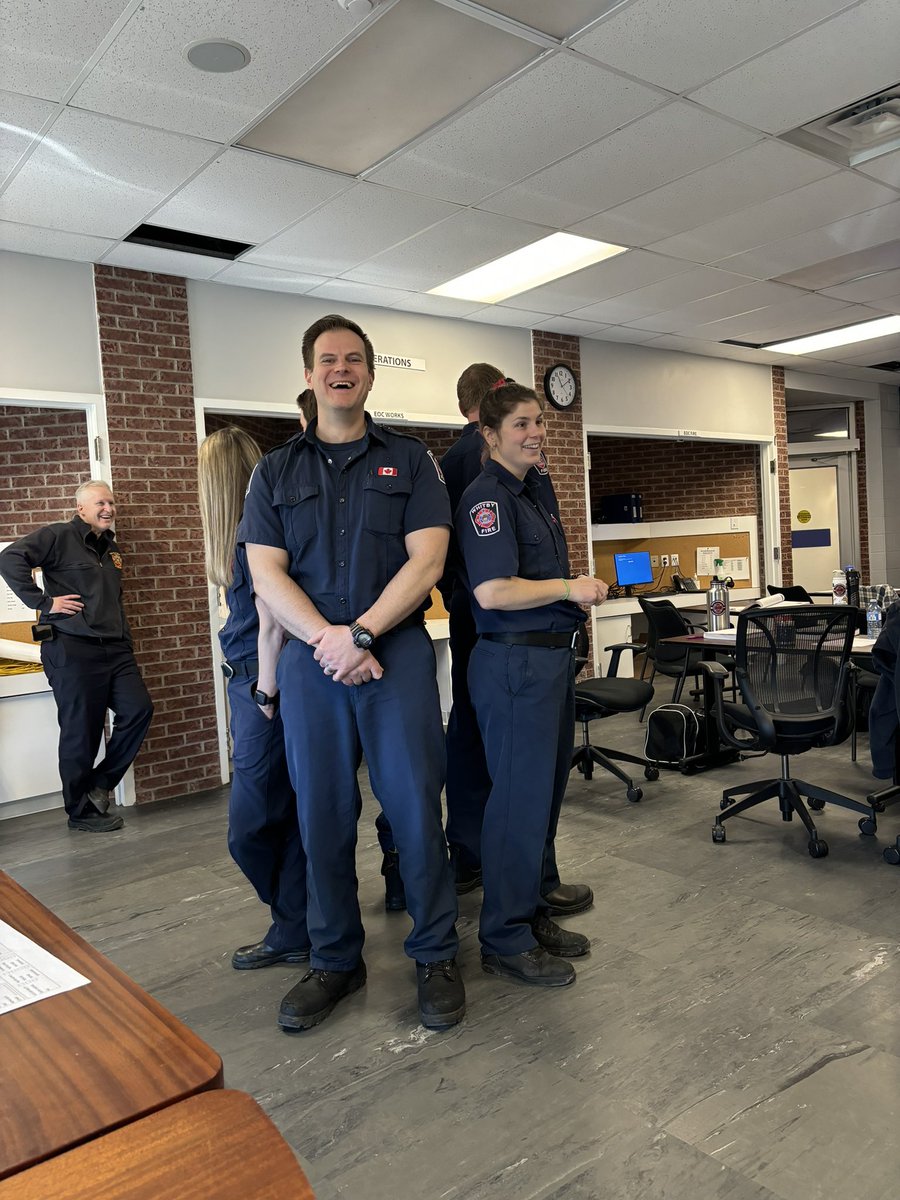 WhitbyFire's tweet photo. This week, #WFESTraining and 15 of our firefighters participated in Fire Officer Certification Course: NFPA 1021 I. Continous improvement of knowledge, performance, and skills! @WPFFAL2036 @TownofWhitby https://t.co/Sqpe8LxpJY