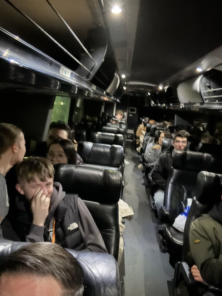 Marys2Manhattan's tweet photo. Landed safe and on the way to the hotel. https://t.co/J1lJIxSbDC