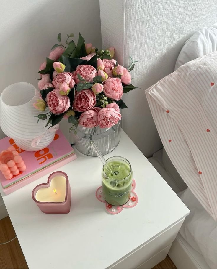liIacdaisy's tweet photo. treat yourself like someone you love https://t.co/zG3je2nt1v