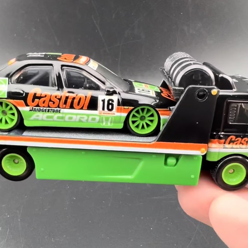 Hot Wheels Team Transport Castrolセット New Hot Wheels CASTROL x Honda Accord Team Transport revealed