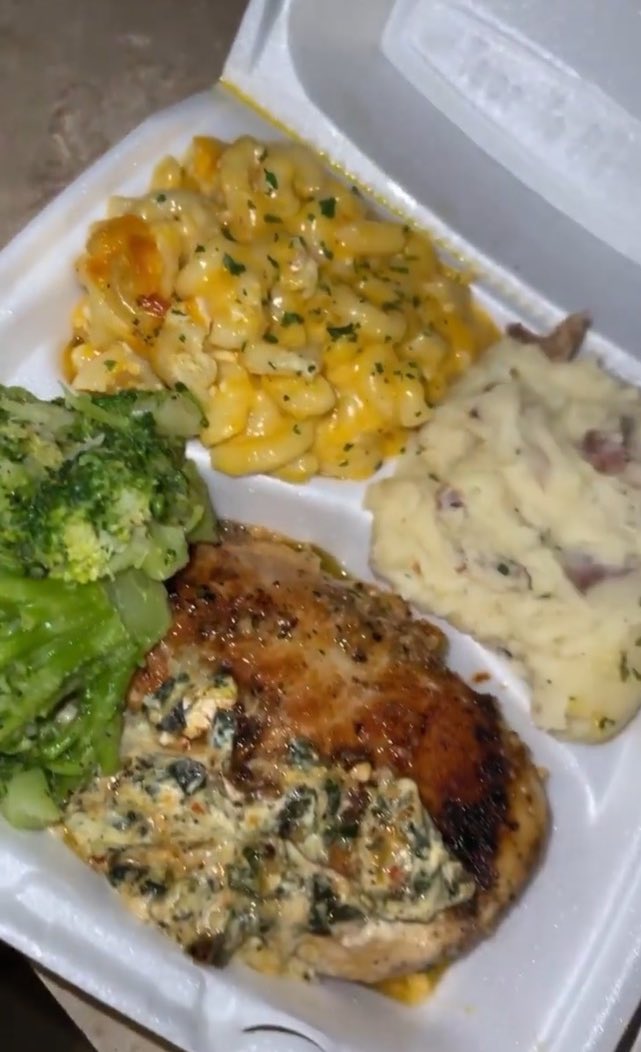 taimariaye's tweet photo. just gonna do a weekly food dump of everything I cook 🤍 https://t.co/olVd2cyT2K