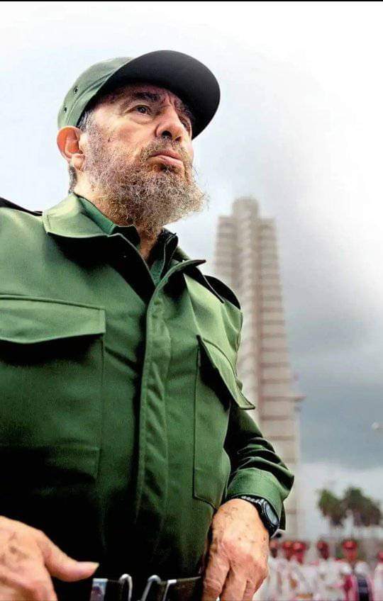 Mayelin54733426's tweet photo. #SiPor Fidel: "El pueblo tiene que estar muy consciente de que el camino es difícil, que el camino es largo, que el camino es fatigoso...Porque esta obra grande que se ha impuesto el pueblo de Cuba no es obra de pueblos mezquinos, sino de pueblos grandes como el nuestro" https://t.co/0XxATFBTv5