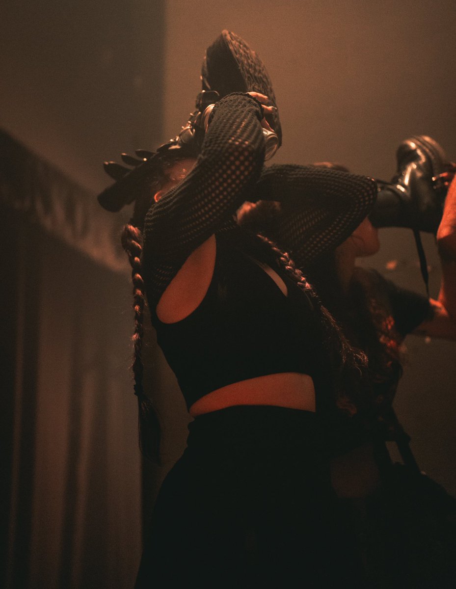 shoey invasion 🇨🇦☃️