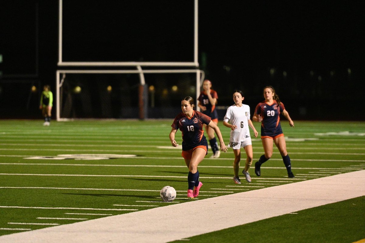 BridgelandGS's tweet photo. THANK YOU TO OUR AMAZING TEACHERS | We 🫶 you!

The girls put on a show tonight for our guests of honor 🤩! Elise B, Elise K, and the back line got the shutout. 

Grace ⚽️⚽️
Maddy ⚽️🅰️
Mak ⚽️
Taylor B ⚽️⚽️
Cat 🅰️
Ava 🅰️
Flori 🅰️🅰️🅰️

POTM: Grace Lee

#NEEE #BridgelandBest https://t.co/cxkR9GK4x5