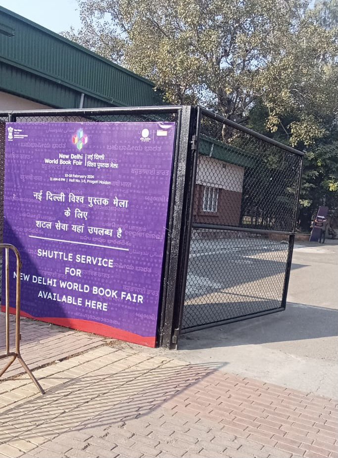 nbt_india's tweet photo. Start your weekend with the festival of #books at the #WorldBookFair2024. Take a walk to the #Bookverse from Gate 10 and Gate 4, Pragati Maidan, New Delhi.

#ndwbf2024 #MultilingualIndia https://t.co/3LXBbKxSY4