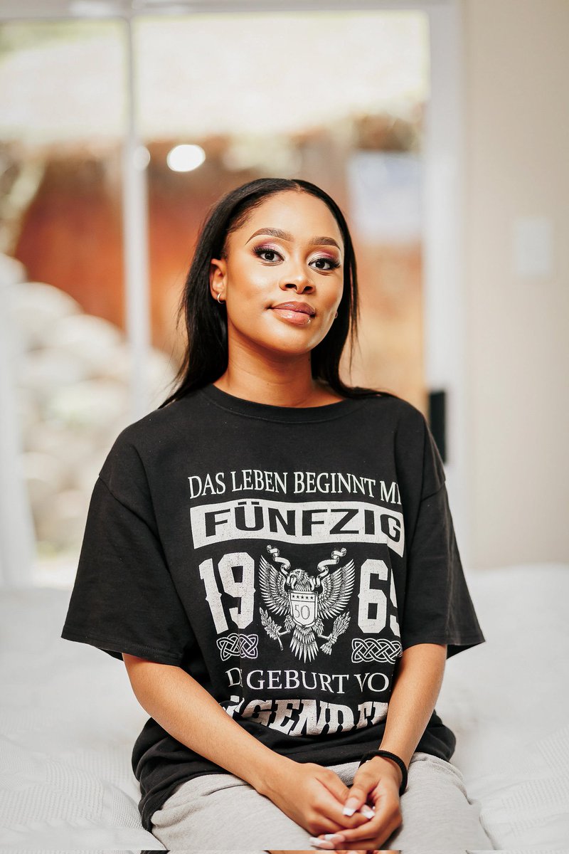 Umshuthi📸 tweet media