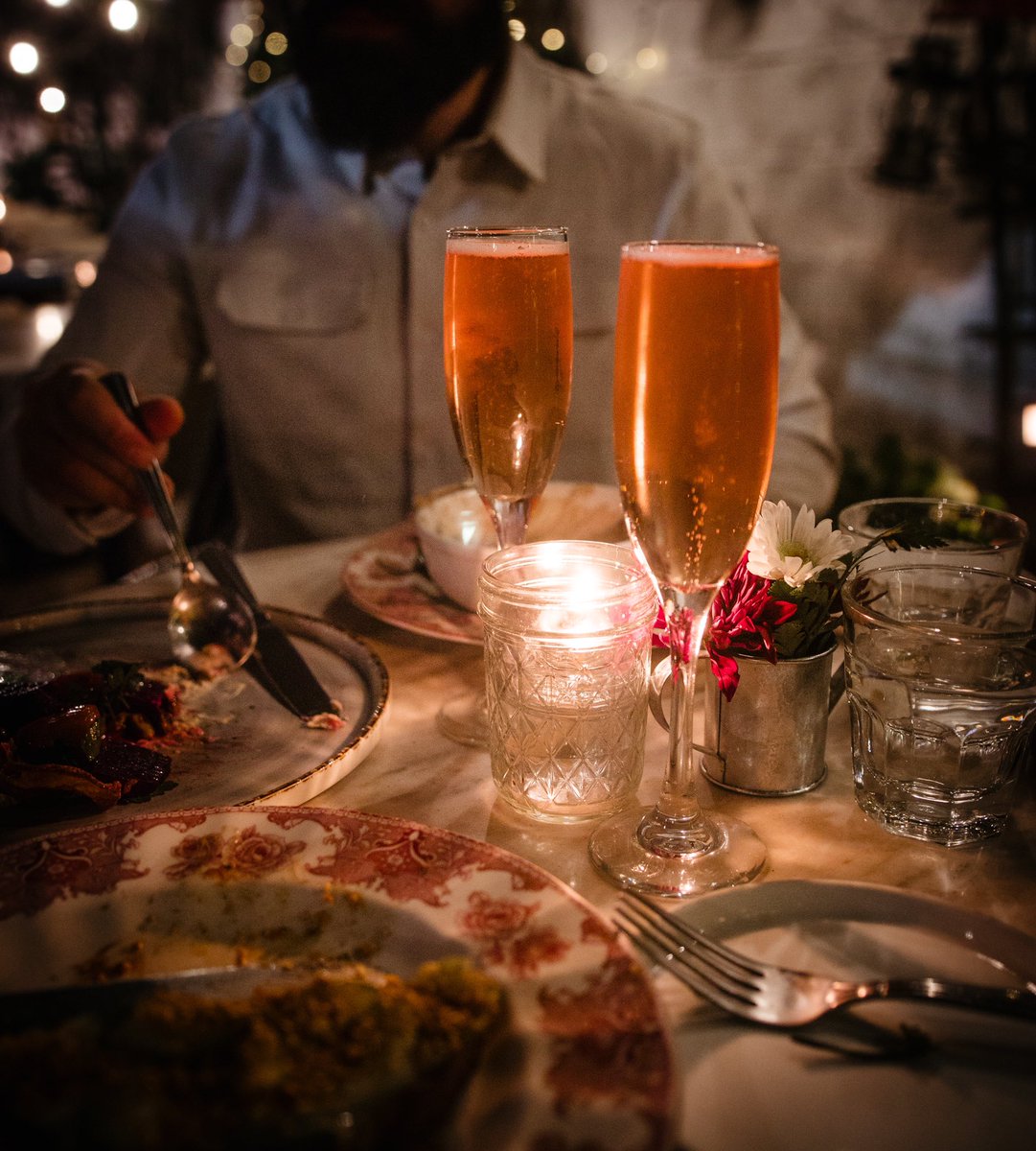 tlvsionofnomads's tweet photo. Mmmm @bowerybungalow in #Silverlake is the innovative Middle Eastern food we’ve been looking for 😍 #larestaurants #lafood #lafoodie https://t.co/2ndiPwB0ij
