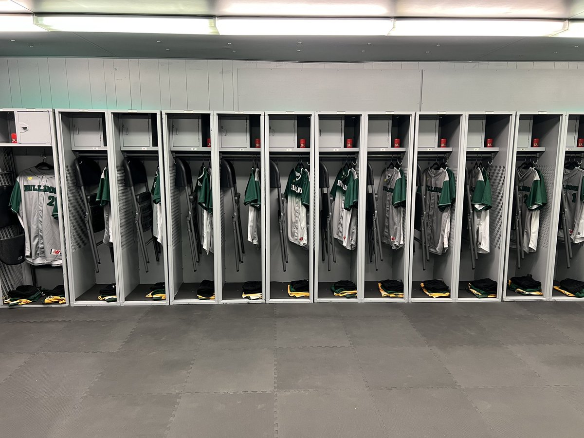 DeLand Baseball tweet media