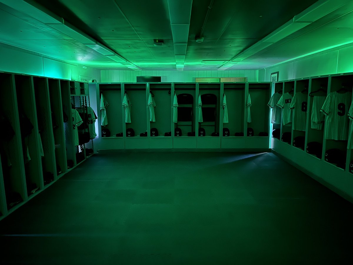 DeLand Baseball tweet media