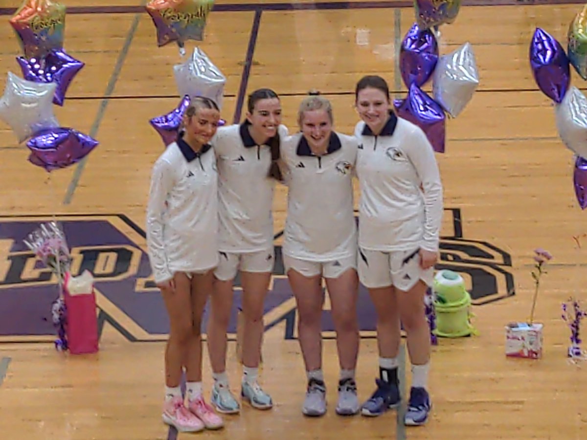 Bob Bradovich (@bobbradovich) on Twitter photo Senior night festivities for <a href="/OldAbeNation/">MHS Girls Basketball</a> , honoring Olivia Cooper, Jordyn Peed, Aurora Woodford, & Kayla Beglinger!
! Our pregame coverage on <a href="/ZaleskiSports/">Zaleski Sports</a> will begin in 15 minutes. Senior night festivities for <a href="/OldAbeNation/">MHS Girls Basketball</a> , honoring Olivia Cooper, Jordyn Peed, Aurora Woodford, & Kayla Beglinger!
! Our pregame coverage on <a href="/ZaleskiSports/">Zaleski Sports</a> will begin in 15 minutes.