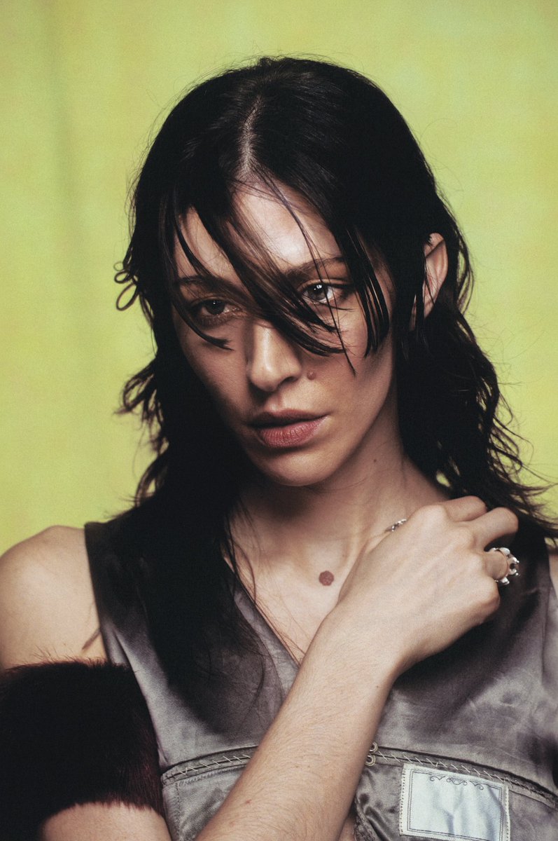 Caroline Polachek (@carolineplz) on Twitter photo 