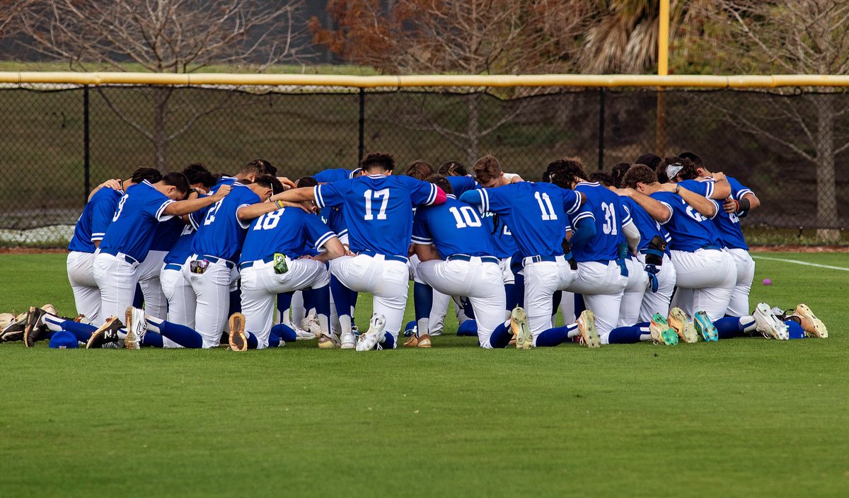 StevenBrownBSB's tweet photo. The Citrus Conference is going to be an absolute battle! Such a strong schedule. Getting Swept by a good team to start conference means WE have a lot of work to do!! I stand by my guys and we are going to have to fight and claw cause the road only gets harder.. Time to TITANUP⚔️ https://t.co/XnyJK3pKyp