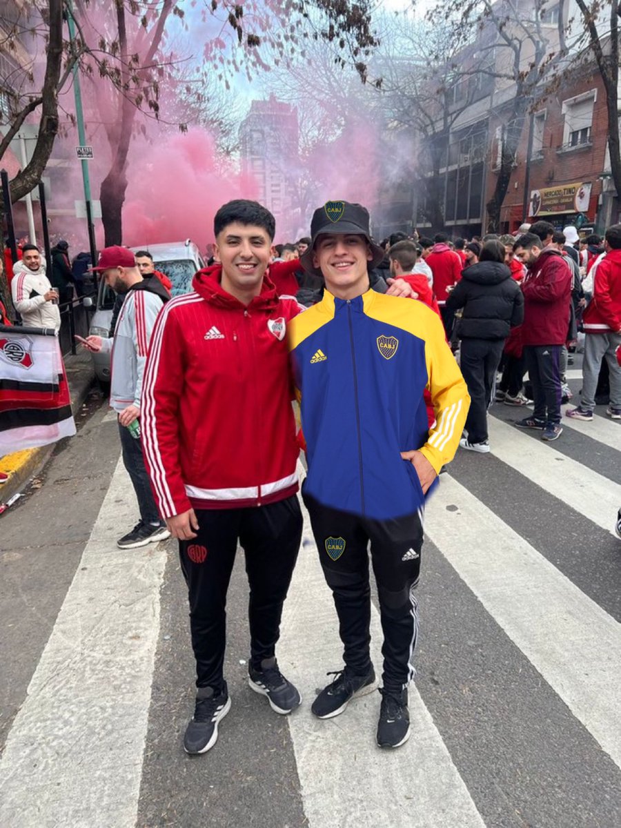 Este clásico voy de infiltrado devuelta, me paré contra todos los Borrachos de Tiktok 🦍 Esto es Boca 💙💛💙