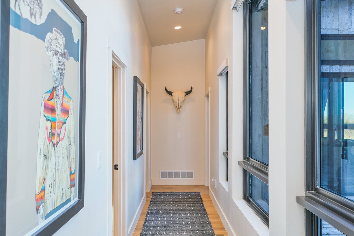 DoyleDawes's tweet photo. At 9632 Aspen Lane in Victor, Idaho, is a home that was built in 2021 and beautifully enhanced in 2023, and has an inviting open concept floor plan, with 4 bedrooms, including one perfectly located to act as an office, and 3 bathrooms. 

Learn more at the link in our bio. https://t.co/UTfbyeZgWi