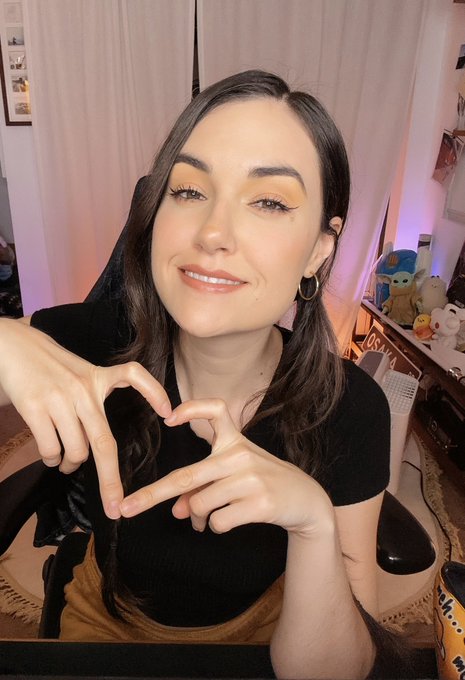 Going live talking about Open AI&rsquo;s Sora, then opening my community PALWORLD server after. https://t.<a href="/tag/vivamexico"class="tags"><span>#vivamexico</span></a>