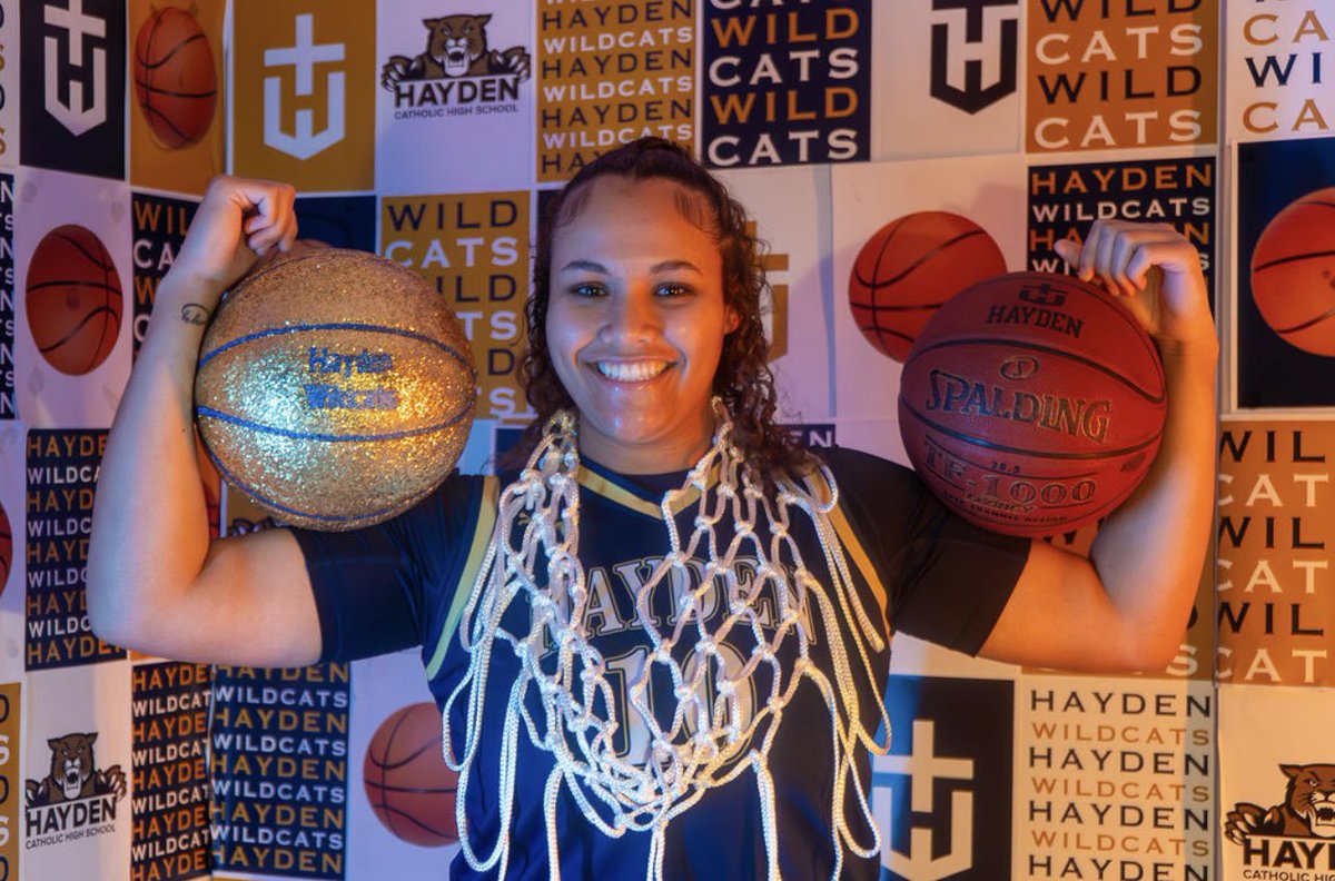 Final:
Hayden 69 Topeka High 36
Leading Scorers: 🔥🔥
<a href="/LaurenSandstr0m/">Lauren Sandstrom</a> 30
<a href="/ameliajramsey/">Amelia Ramsey</a> 17