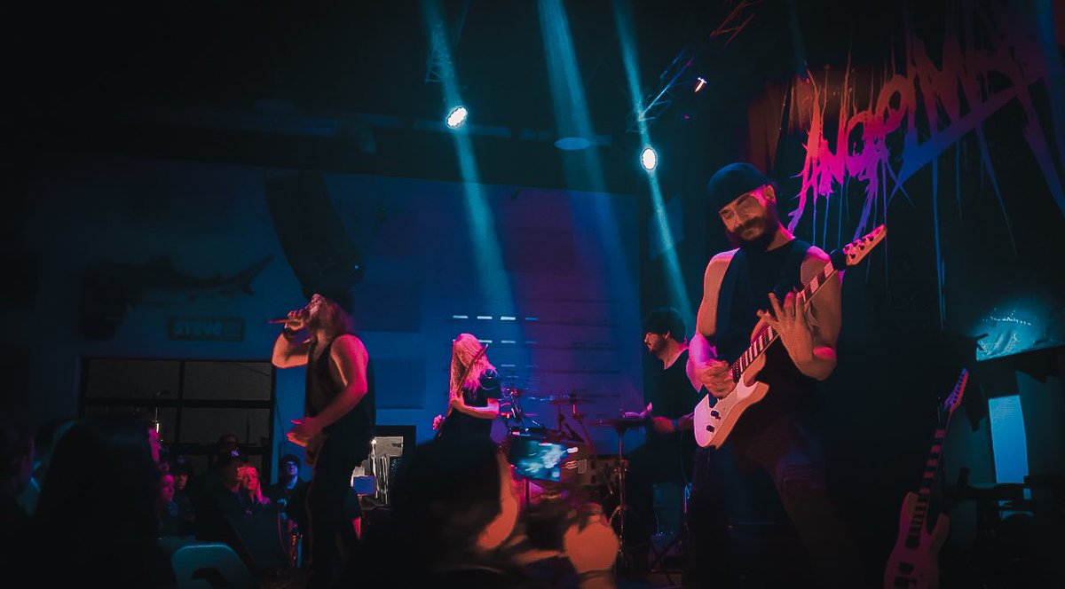 AstonishingEnd's tweet photo. 📍 Broken Goblet
📸 @VanadiumPhoto 

#Angelmaker #Reflections #AnAstonishingEnd #metalcoreband #metalcore #deathcoreband #deathcore #aae  #pennsylvaniametalcore #philadelphiametalcore #pennsylvaniametal  #pennsylvaniadeathcore #philadelphiadeathcore #phillymetalcore https://t.co/mJgMRtpMGH