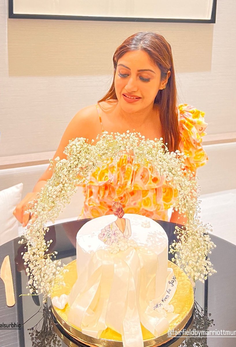 lowkeyylost's tweet photo. Her happiness matters the most >>>>> 🥹❤️

#SurbhiChandna https://t.co/lY1IQ5J1R2