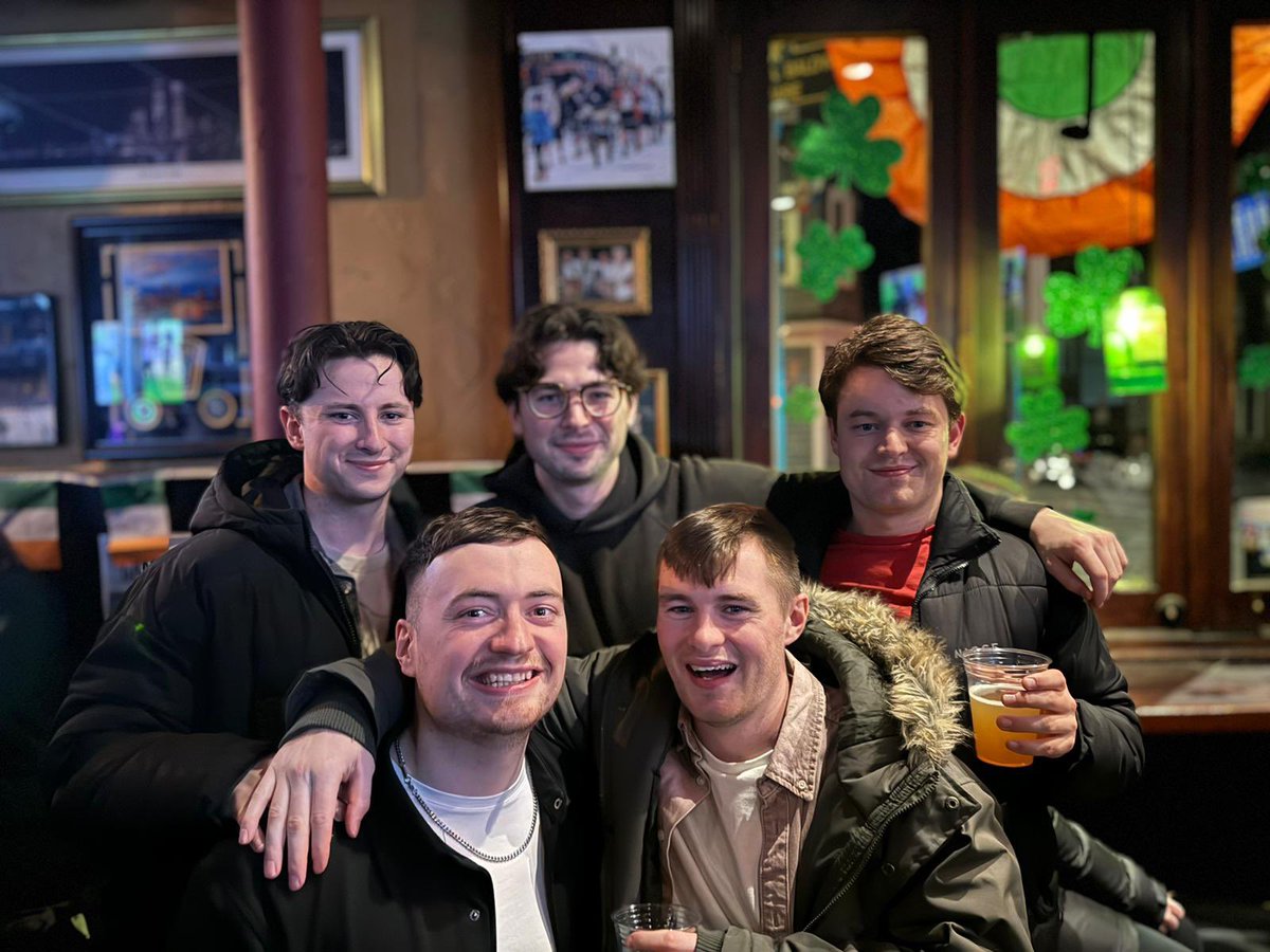 CharlieAllen13's tweet image. . @RyanSciMath physicalising in Boston,  MA! #Lamda #Back3