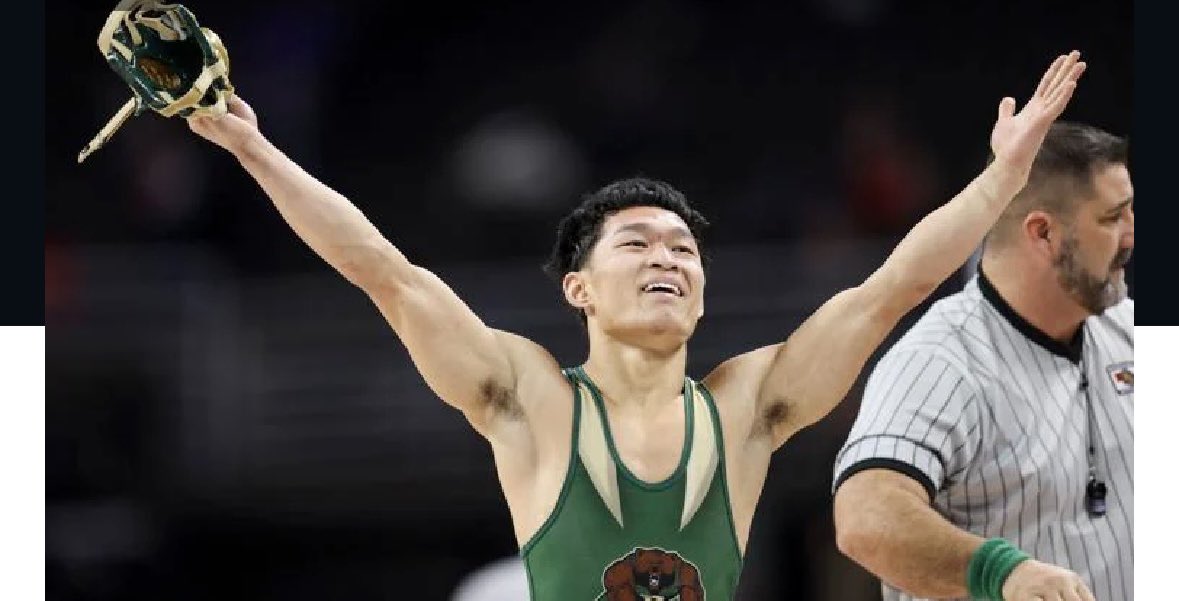 Cree Soe with the UTB win! He is a state finalist!!!!#GOBEARS #DoingDamage