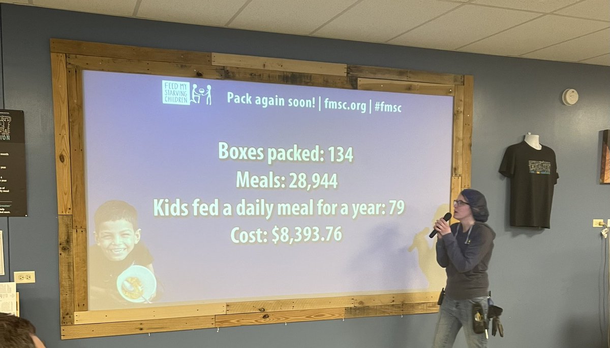 KendraLang4d's tweet photo. Fun at FMSC with friends in action! #channahonpride https://t.co/3F2wFGYnr1