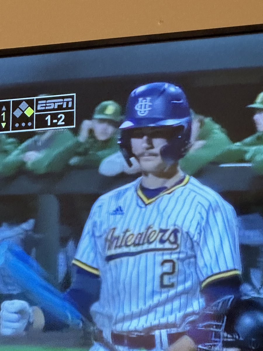 Ain’t nobody safer on the field than Woody Hadeen with the Anteaters <a href="/UCIbsb/">UCI Baseball</a>