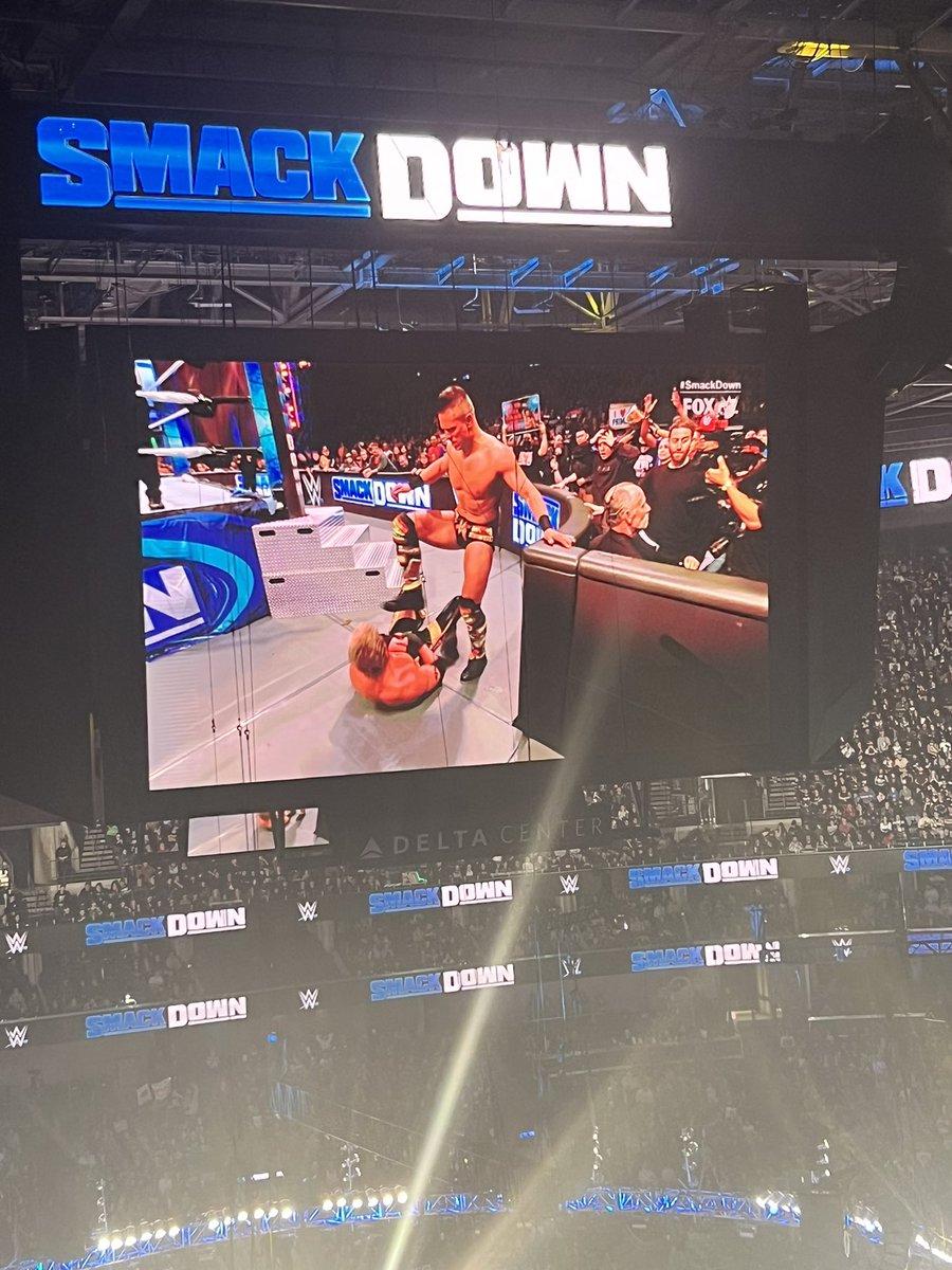 f_ee_f's tweet photo. Watching The Miz kick Logan Paul in the face a bunch was a pretty good time. #smackdown https://t.co/E8TzZ6qezW