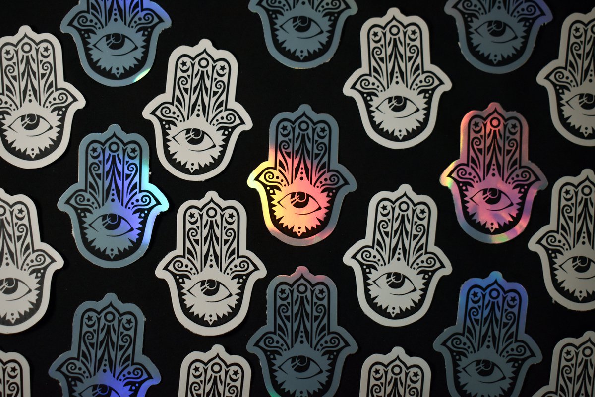 bonesbrokencom's tweet image. Utopia Artistry Sticker Giveaway!
To get a free 3-pack of UA Stickers (2 B&W and 1 Holo), retweet and follow both @utopiaartistry & @bonesbrokencom.
Winners will be chosen on Friday!